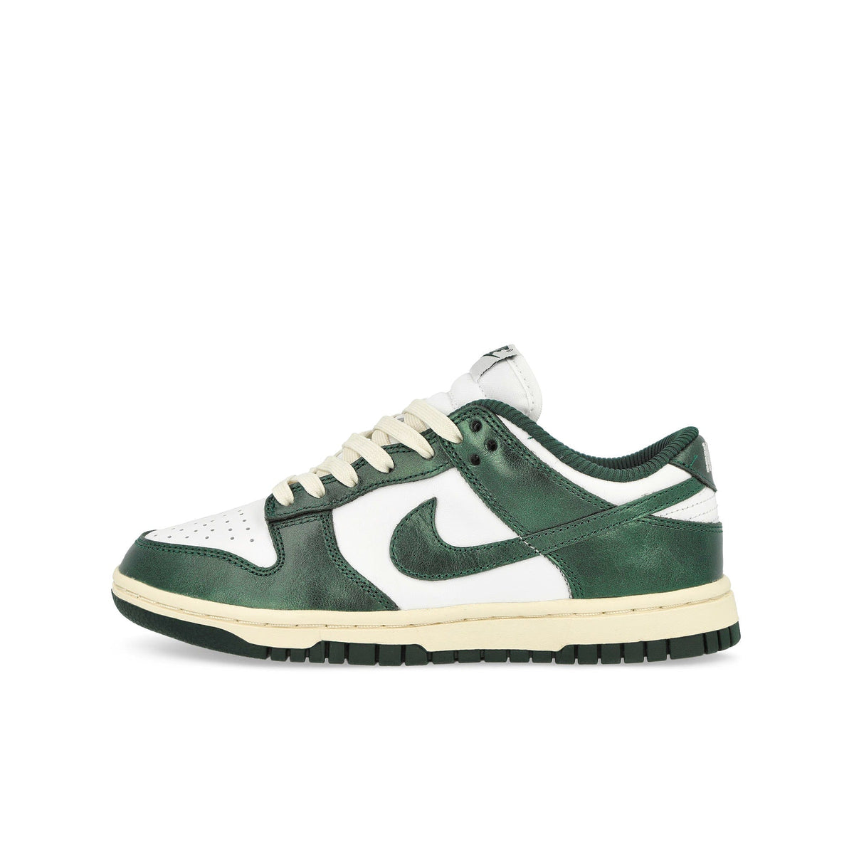 W Dunk Low