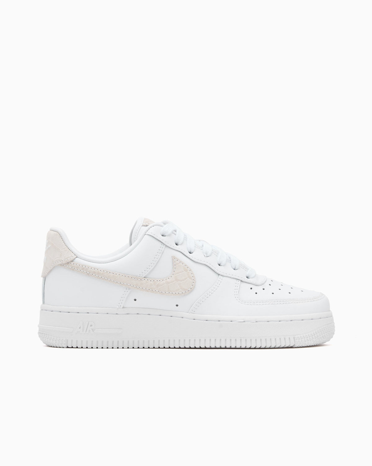 Nike Women's Air Force 1 '07