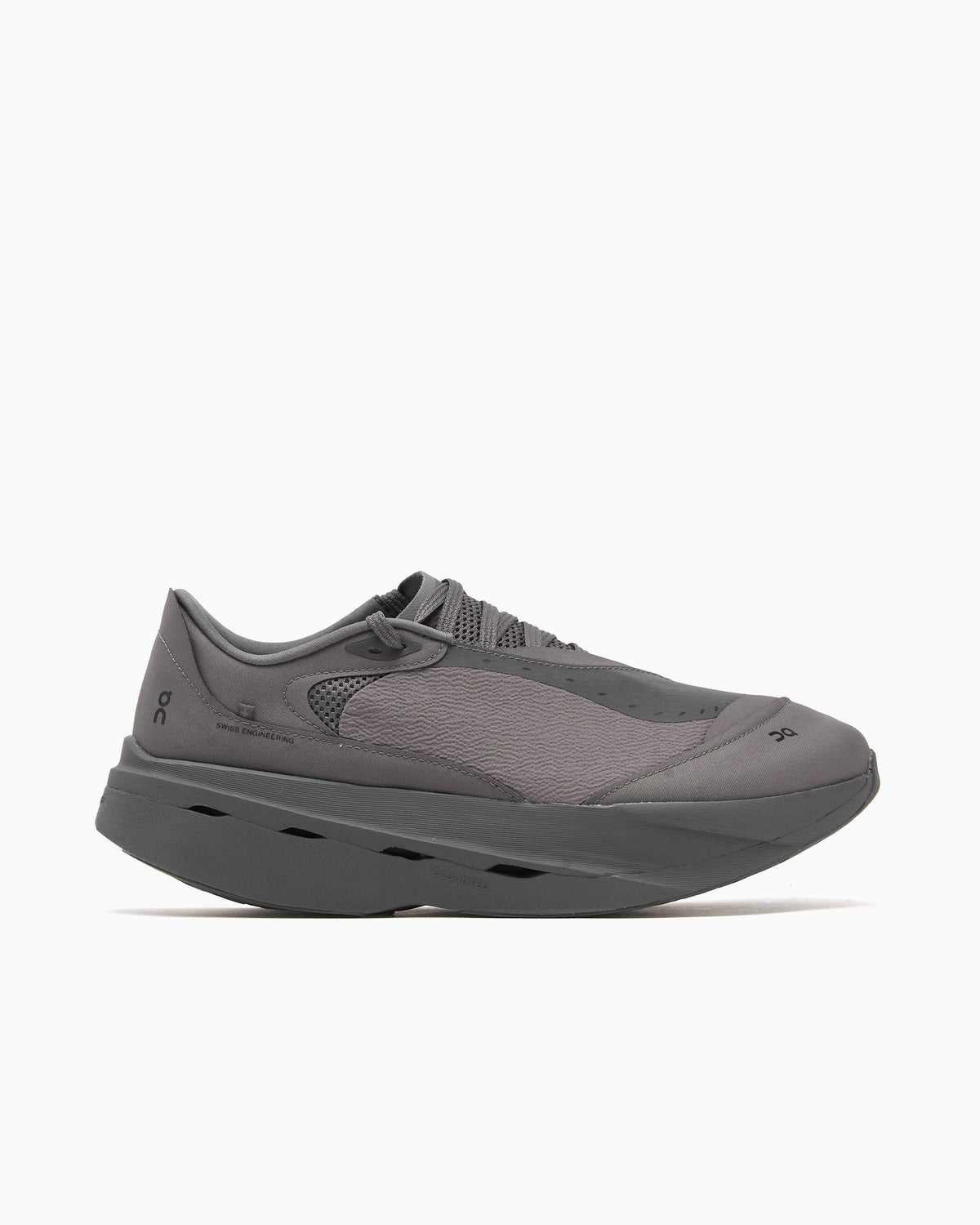 On x PAF Cloudboom Volt